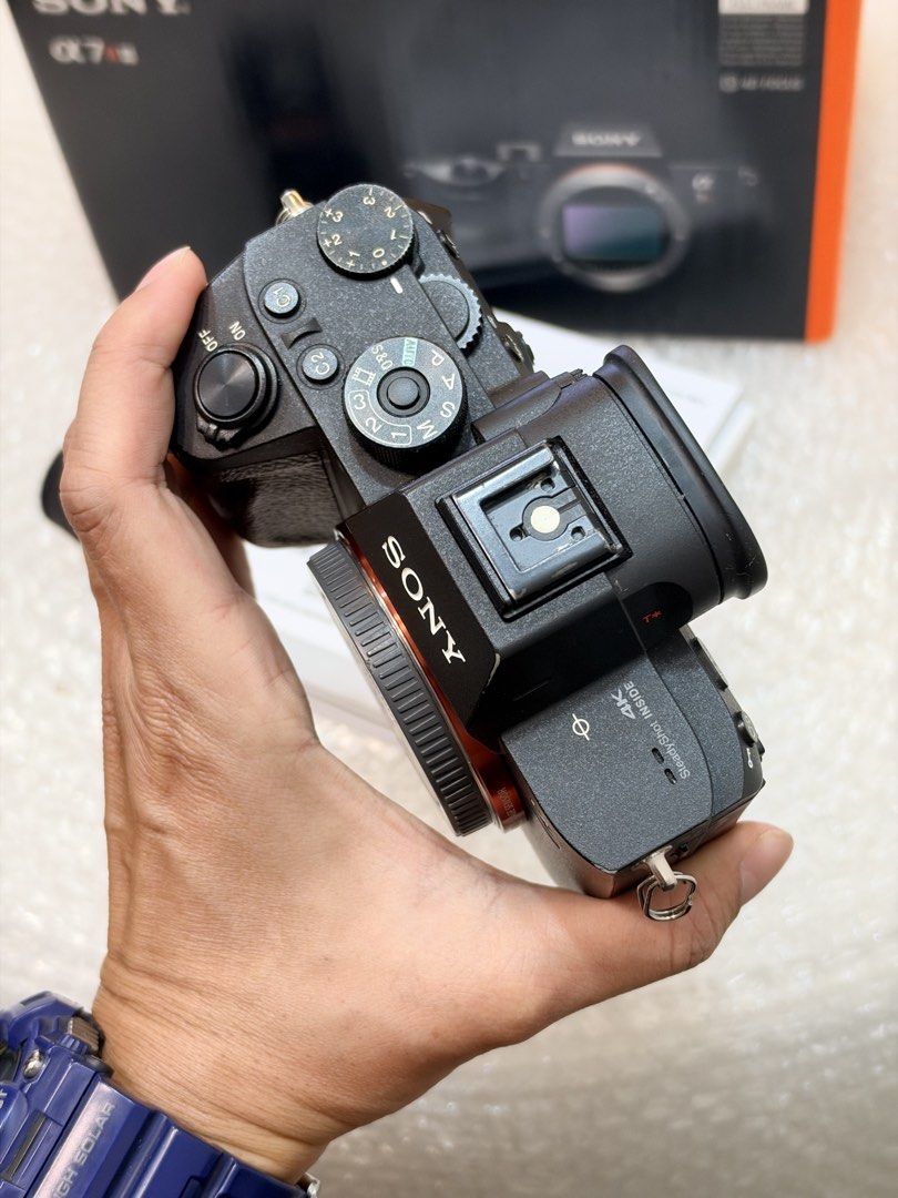 SONY A7R IIIA BODY SHUTTER COUNT 6k, Photography, Cameras on Carousell