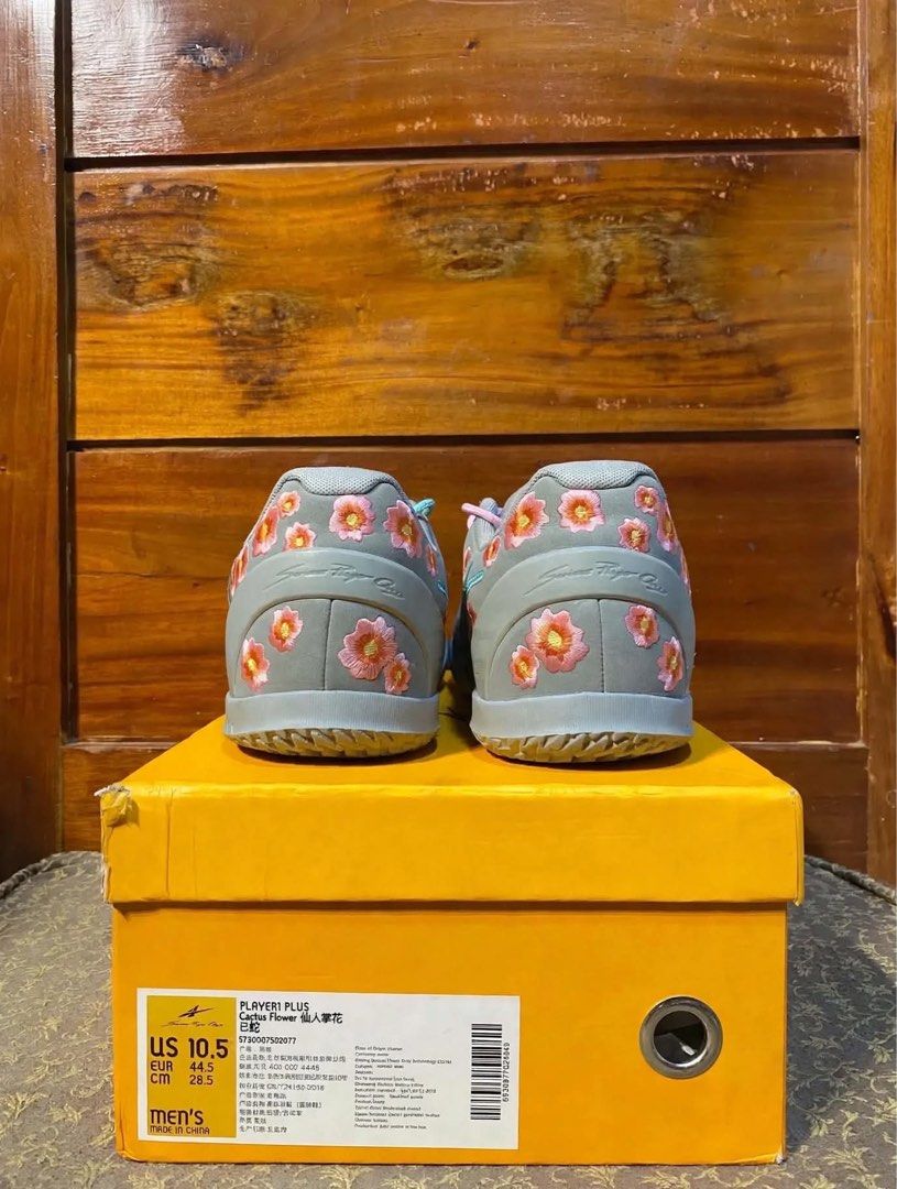 SPO 1 plus Cactus Flower (Category: Sneakers) located in Pasig City. Submitted by jrml24 (Listing ID 1470930297, Image 3). Description: Spo 1 plus ‘Cactus Flower Size 10.5 ₱6,000.