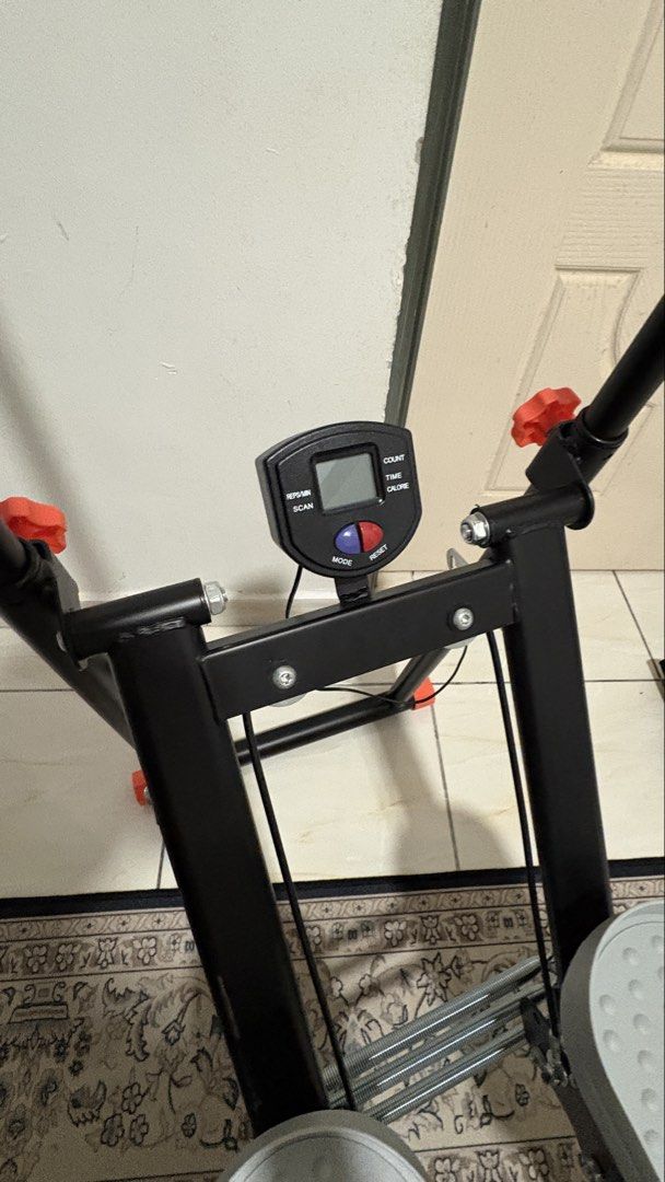 Air Walker Exercise Machine / Stair Climbing (Category: Cardio & Fitness Machines) located in Pasir Gudang. Submitted by spidey0707 (Listing ID 1470864310, Image 3). Description: Air Walker Exercise Machine for Sale * Suitable for home workouts * Digital monitor to track exercise time and count * Includes phone holder * Used, still in good condition * Selling because I don’t have enough time to work out Price: RM80 📍 Self-collection: Pasir Gudan