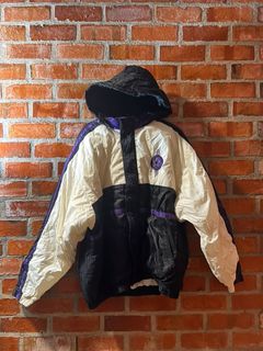 (Category: ) located in . Submitted by amguaqstore (Listing ID 1470910402, Image 1). Description: .