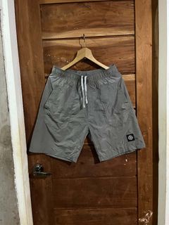 (Category: ) located in . Submitted by danelle_closet1106 (Listing ID 1470771552, Image 1). Description: .