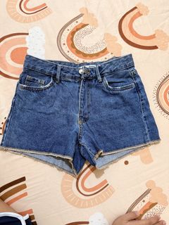 (Category: ) located in . Submitted by earlyyy0729 (Listing ID 1470903240, Image 1). Description: .