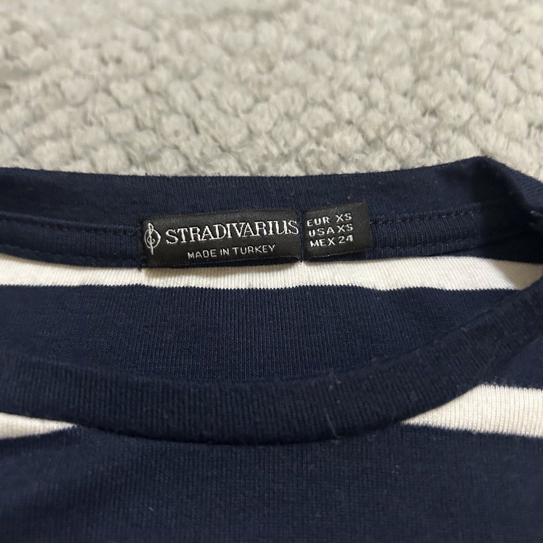 Stradivarius Navy Blue Long Sleeve Shirt (Category: Longsleeves) located in San Juan City. Submitted by e_declutters2019 (Listing ID 1470785749, Image 3). Description: • 10/10 condition. • measurements posted .
