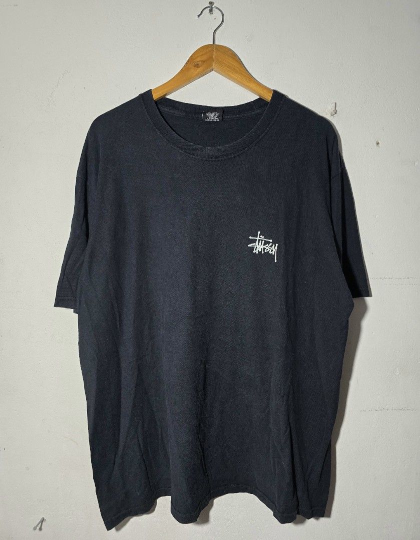 stuci basic tee (Category: Tshirts & Polo Shirts) located in Kuala Lumpur. Submitted by humble_.thrift (Listing ID 1470841108, Image 2). Description: -Pit 26 -Labuh 30.5 - Brand: Stussy - Color: Black - Size: XL - Material: 100% Cotton (Made in Mexico) - Design: Small white chest logo & large signature back graphic - Condition: Brand new / Excellent - Care: Machine wash cold, tumble dry low - Trusted Carousell seller, DM for fast deal!.