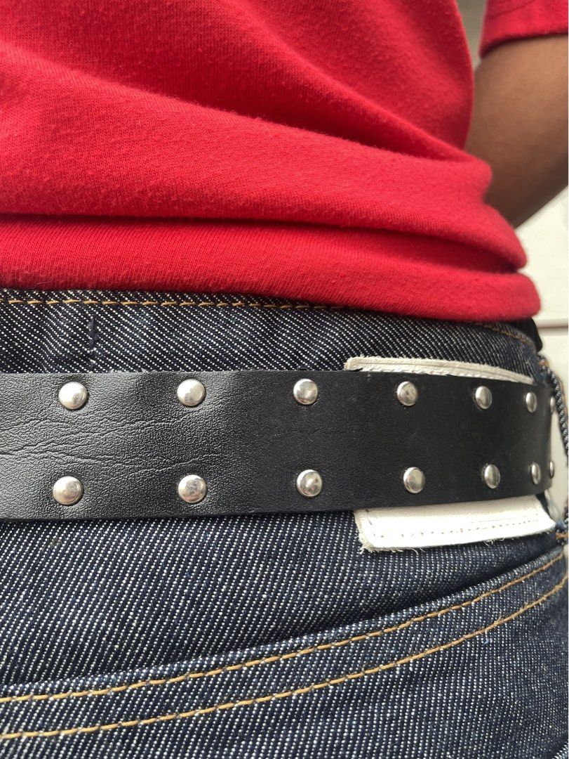 Studded Leather Belt (Category: Belts) located in Manila. Submitted by jarchive (Listing ID 1470838778, Image 3). Description: - Excellent condition - Synthetic Leather - Size 29 to 34 - 40 Length MOP: GCASH 📩.