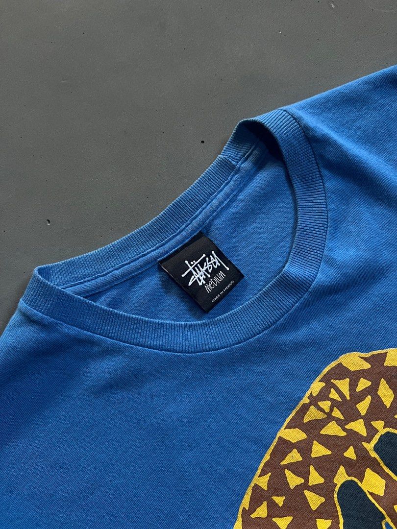 Stussy Blue Skull Graphic Tee (Category: Tshirts & Polo Shirts ) located in General Santos City (Dadiangas). Submitted by nofuckingli (Listing ID 1470882167, Image 3). Description: Stussy Blue Skull Graphic Tee Length: 28 Width: 19 Color rate: 9.2/10 Condition: 9/10 Issue: Hairlines.