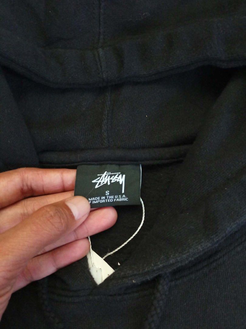 Stussy Worl Tour (Category: Hoodies) located in Batangas. Submitted by khazersobranglegit (Listing ID 1470799901, Image 3). Description: Authenthic Width 21 Length 27 .
