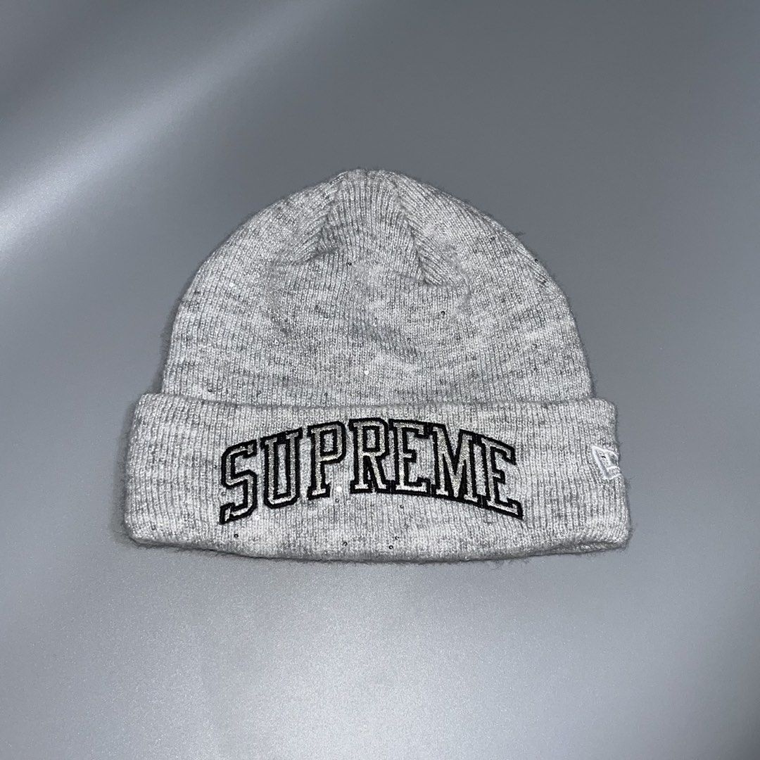 Supreme x New Era Metallic Arc Beanie (Category: Beanies) located in Cebu City. Submitted by kahitano.nalang (Listing ID 1470817492, Image 1). Description: Supreme x New Era Metallic Arc Beanie Authentic Like New No Issue DM 📩.