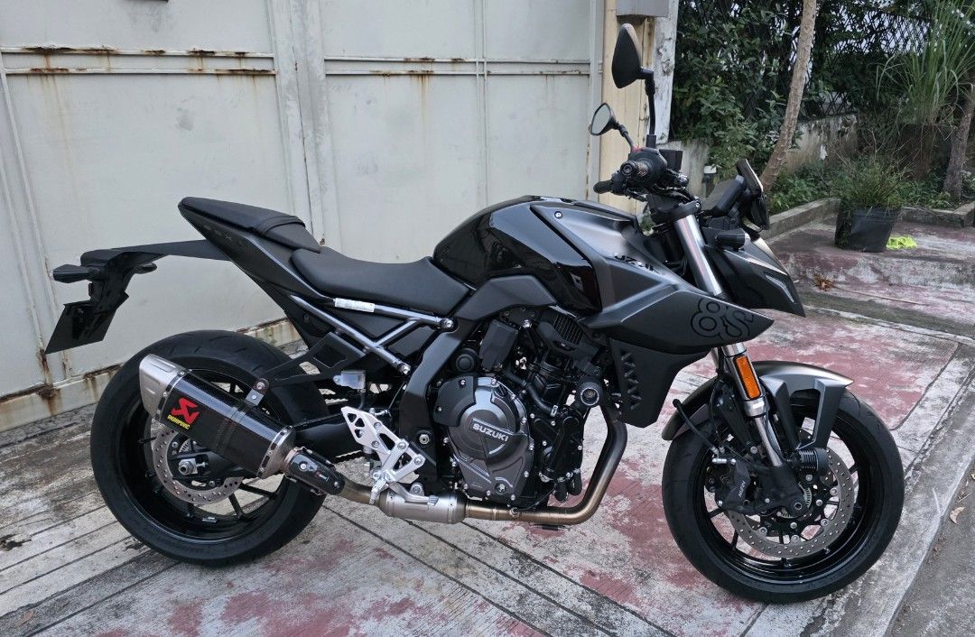 Suzuki gsx-8s swap ok (Category: Motorbikes for Sale) located in Quezon City. Submitted by toto_jester_88 (Listing ID 1470753523, Image 2). Description: For sale or trade! Suzuki GSX-8S naked streetfighter bike 1,365 current mileage(legit) Akrapovic full exhaust from motoworld GR CR4 led lights Evotech sliders Hella horn Complete papers Original lto plate With sales invoice 2keys Registered up to 2028 Bought december 2024 at wheeltek 1st owned No