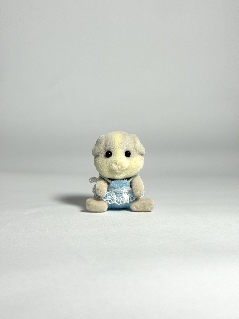 Sylvanian Families Guinea Pig (Category: Figurines & Statues) located in Manila. Submitted by spacepigchicken (Listing ID 1470833964, Image 1). Description: .