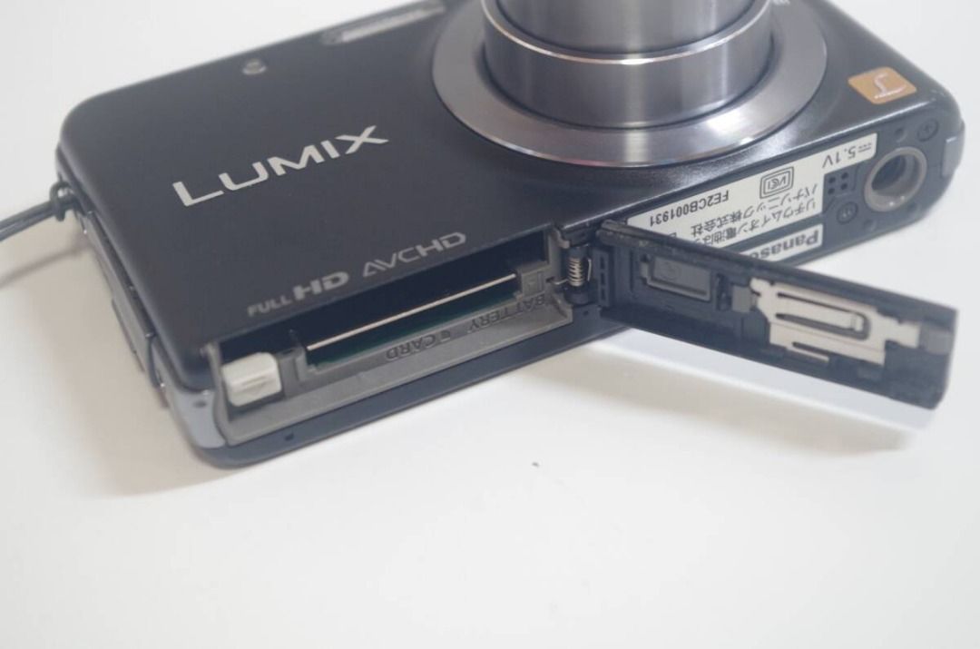 T1514 Nikon S3600 Panasonic DMC-FX80 2 units (Category: Cameras) located in Caloocan City. Submitted by letao_shopping_ph (Listing ID 1470802750, Image 3). Description: [Product Details] ● Product Code: T ● Operational Status This item has not been tested. For items that require specific equipment or environments for testing, or those that demand specialized knowledge or technical expertise, a thorough assessment may not be possible. Therefore, t