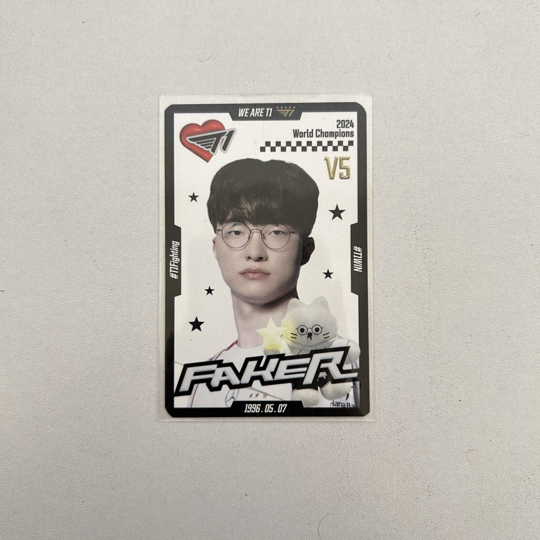 t1 faker random photocards set (Category: K-Wave Merchandise) located in Cavite. Submitted by urijjib (Listing ID 1470752286, Image 3). Description: -in good condition -x sensitive -payo only for proof of transactions, please check #duckythnx on x app! .