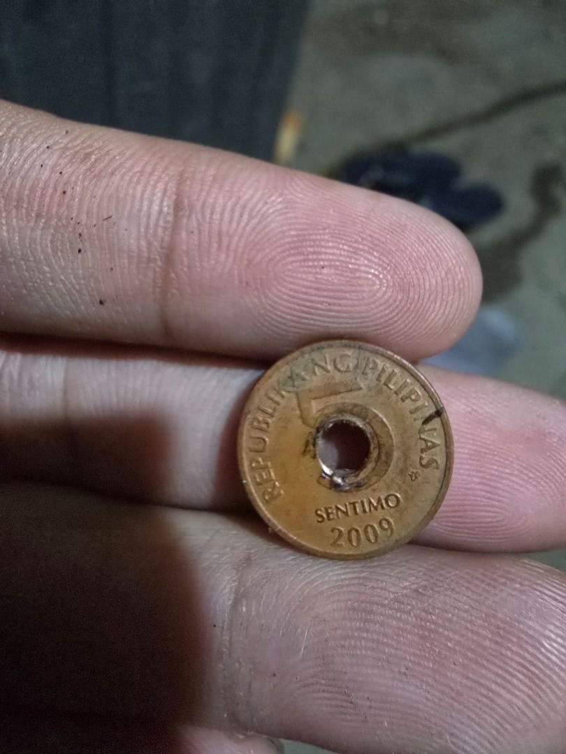 Take all (Category: Currency) located in Caloocan City. Submitted by maverick1995 (Listing ID 1470922776, Image 3). Description: 1 peso ngc 2026 1 pcs 1 peso error 1pcs 5 peso 2017 1pcs 5c ngc 2017 3pcs 25c old 2017 12 pcs 1972 rizal 2 pcs Coco 2 nucifera 1pcs 09554674293 call .