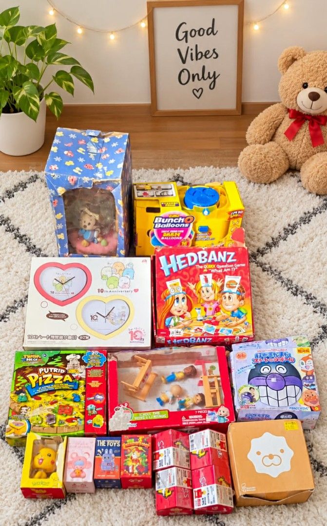 Take all assorted (Category: Kids Toys) located in Paranaque City. Submitted by NDCLPRELOVEDTOYS (Listing ID 1470800801, Image 1). Description: take all assorted na po Yan sila may clock may toys may pang hangin ng balloon at iba pa kayo na bahala working yong panghangin ng balloon pate c Minnie mouse na Christmas tree at c clock at working....
