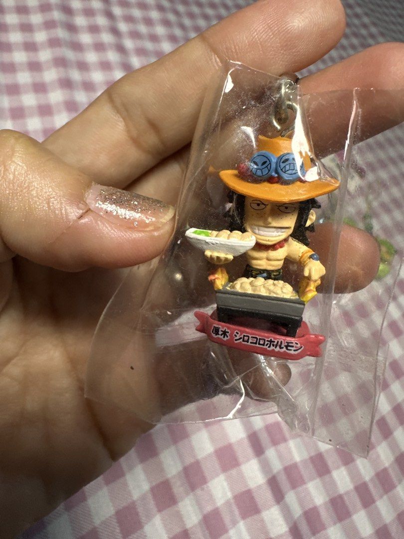 Take all One Piece Characters Keychain (Category: Character Goods) located in Davao. Submitted by favoritepreloved (Listing ID 1470806574, Image 3). Description: 💜 brand new and lightly used 💜 Characters: Portgas D. Ace | Monkey D. Luffy | Tony Tony Chopper 💜 Fix price .