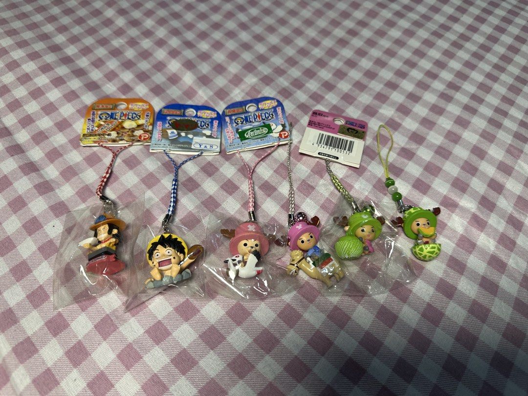 Take all One Piece Characters Keychain (Category: Character Goods) located in Davao. Submitted by favoritepreloved (Listing ID 1470806574, Image 2). Description: 💜 brand new and lightly used 💜 Characters: Portgas D. Ace | Monkey D. Luffy | Tony Tony Chopper 💜 Fix price .