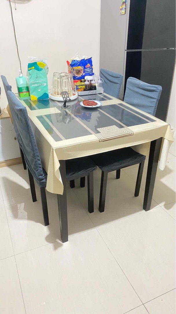 Take both. L SHAPE SOFA and DINING SET (Category: Sofas) located in Manila. Submitted by ashrivera23 (Listing ID 1470926530, Image 2). Description: Take both for P23,000. Im mind condition. Slightly negotiable. Buyer will shoulder lalamove or transportify fee. Location: Pasay City.