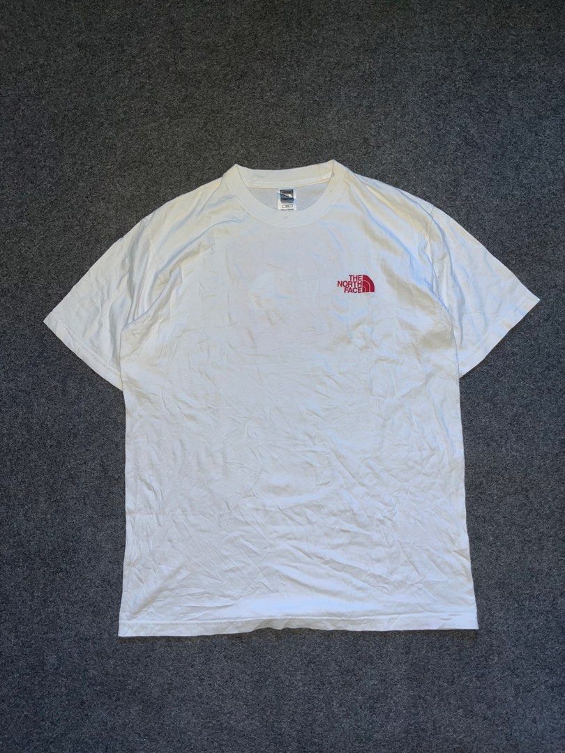 The nort face tshirt (Category: Tshirts & Polo Shirts ) located in Lapu Lapu. Submitted by jhonrener41426 (Listing ID 1470810414, Image 1). Description: Size medium fit to large Dimes 21x29 Excellent condition Color rate 9.8/10 Authentic Issue none .