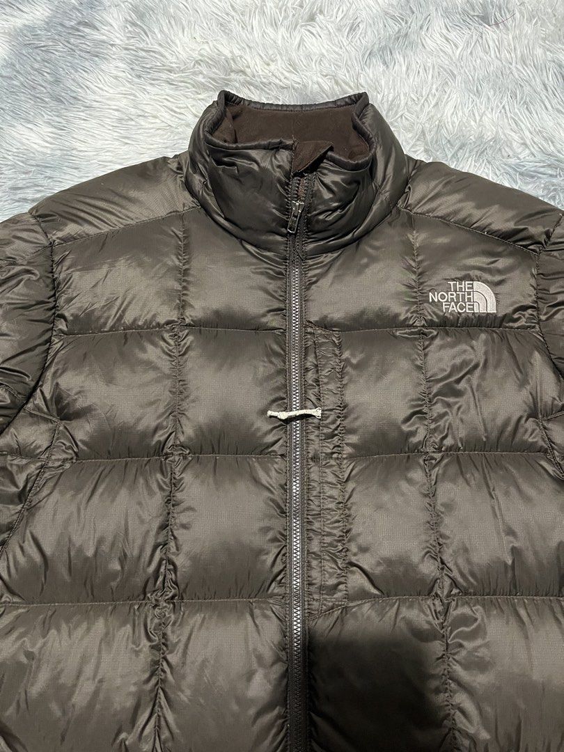 The North Face 800 Summit Series Puffer Jacket (Category: Coats, Jackets and Outerwear) located in Sasmuan (Sexmoan). Submitted by winterclothes.ph (Listing ID 1470784125, Image 2). Description: The North Face 800 Summit Series Puffer Jacket M on tag Width 23.5 Length 27 Excellent Condition .