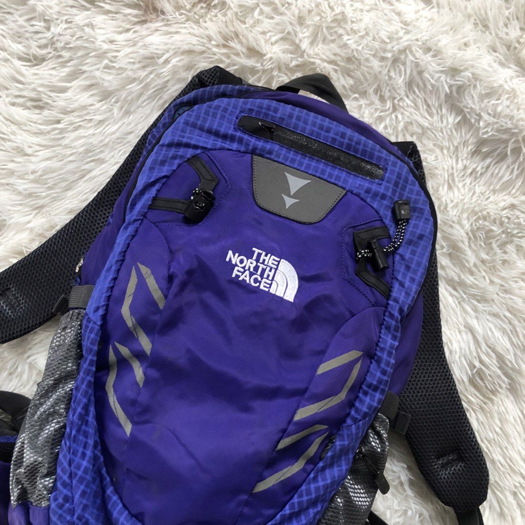 The North Face Electron 38L (Category: Backpacks) located in Dasmarinas. Submitted by cjtan26 (Listing ID 1470909590, Image 2). Description: Forsale The North Face Electron 38L Good Condition Check Details - 1500 Loc Cavite Jnt / Lalamove.