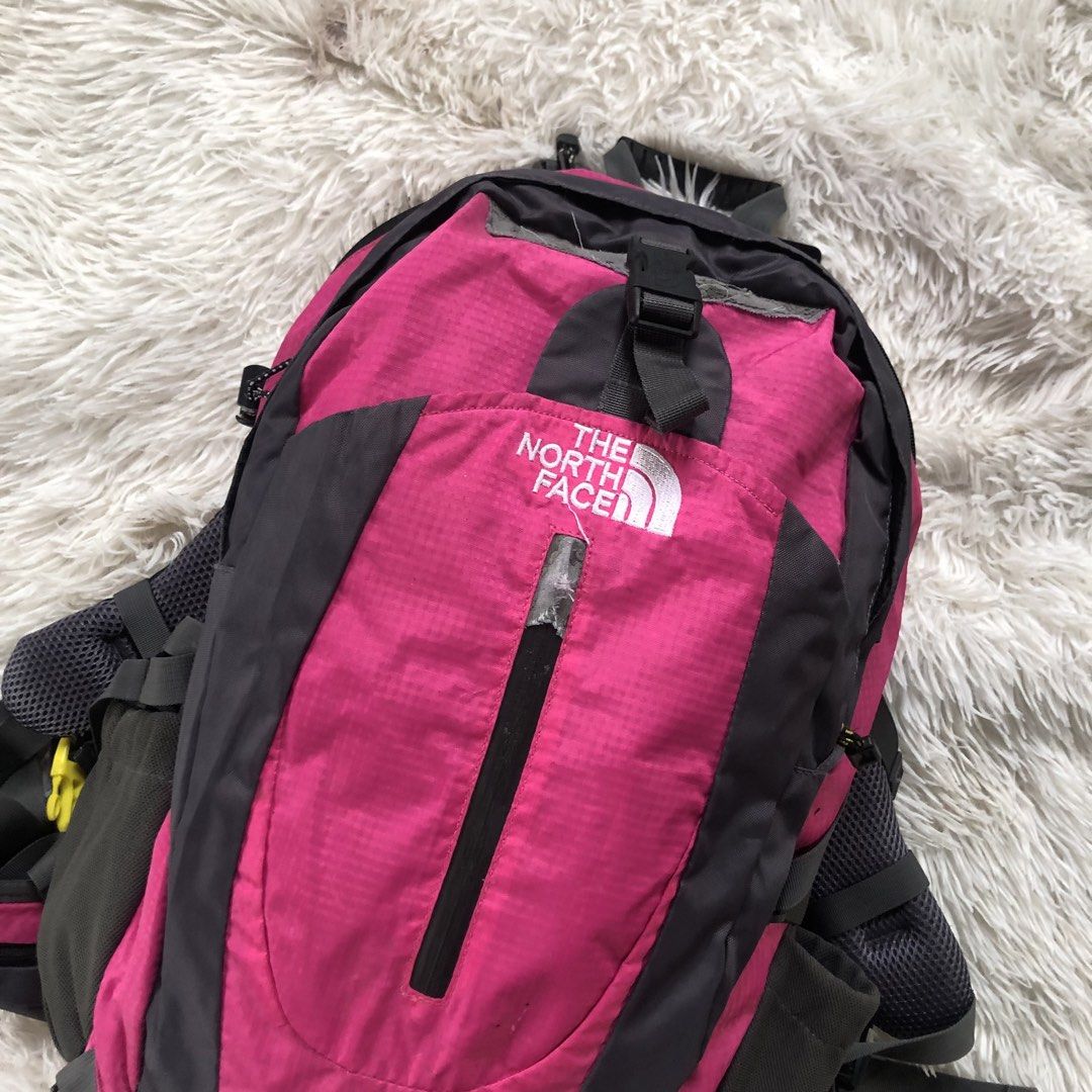 The North Face Electron Pink 40L (Category: Backpacks) located in Dasmarinas. Submitted by cjtan26 (Listing ID 1470909870, Image 2). Description: Forsale The North Face Electron 40L Good Condition Check Details - 1500 Loc Cavite Jnt / Lalamove.