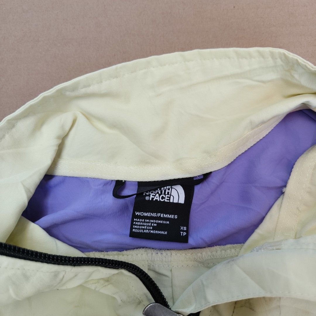 THE NORTH FACE SIZE XS (Category: Shirts) located in Manila. Submitted by gelove.thrift (Listing ID 1470856558, Image 3). Description: 28-30 waistline.