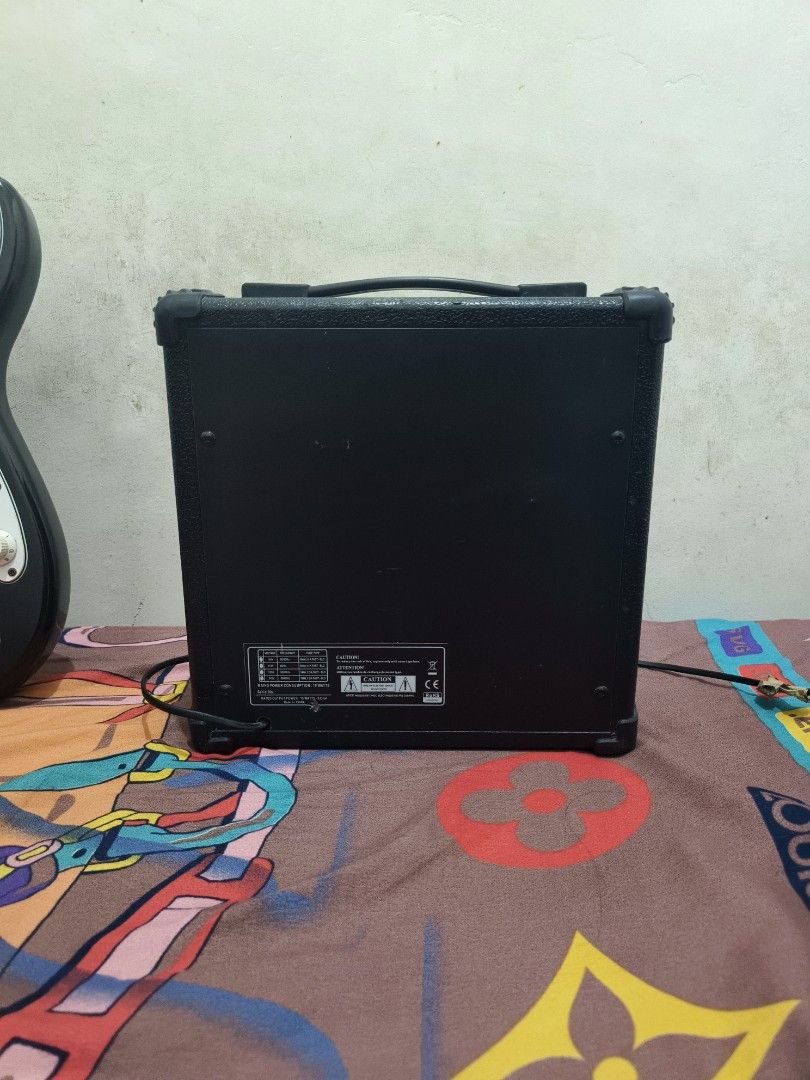 Thomson GM-215 Electric Guitar Amplifier (Category: Musical Instruments) located in Quezon City. Submitted by snowallinacse (Listing ID 1470912248, Image 2). Description: no issue, with cable na QC location, can do meetup around cubao ali mall/greenhills, delivery through lalamove or pickup.