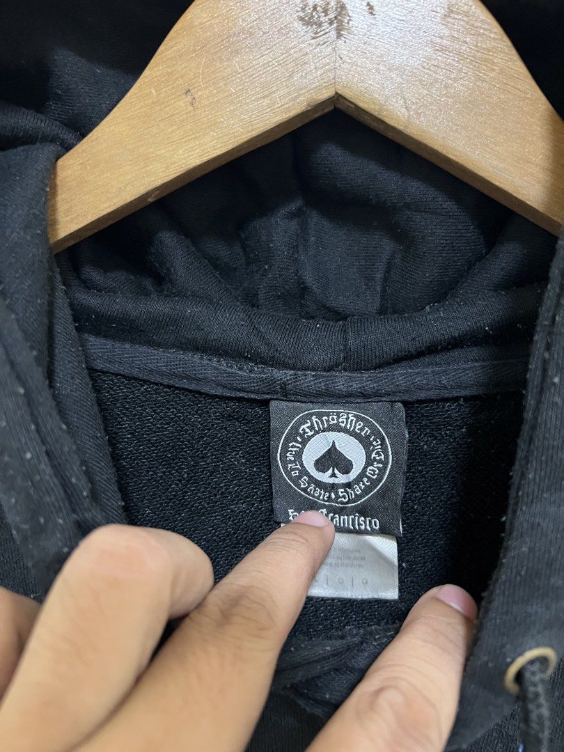 Thrasher Black Hoodie (Category: Coats, Jackets and Outerwear) located in Manila. Submitted by thriftpoint99 (Listing ID 1470817297, Image 3). Description: 23x26 No issue Excellent condition.