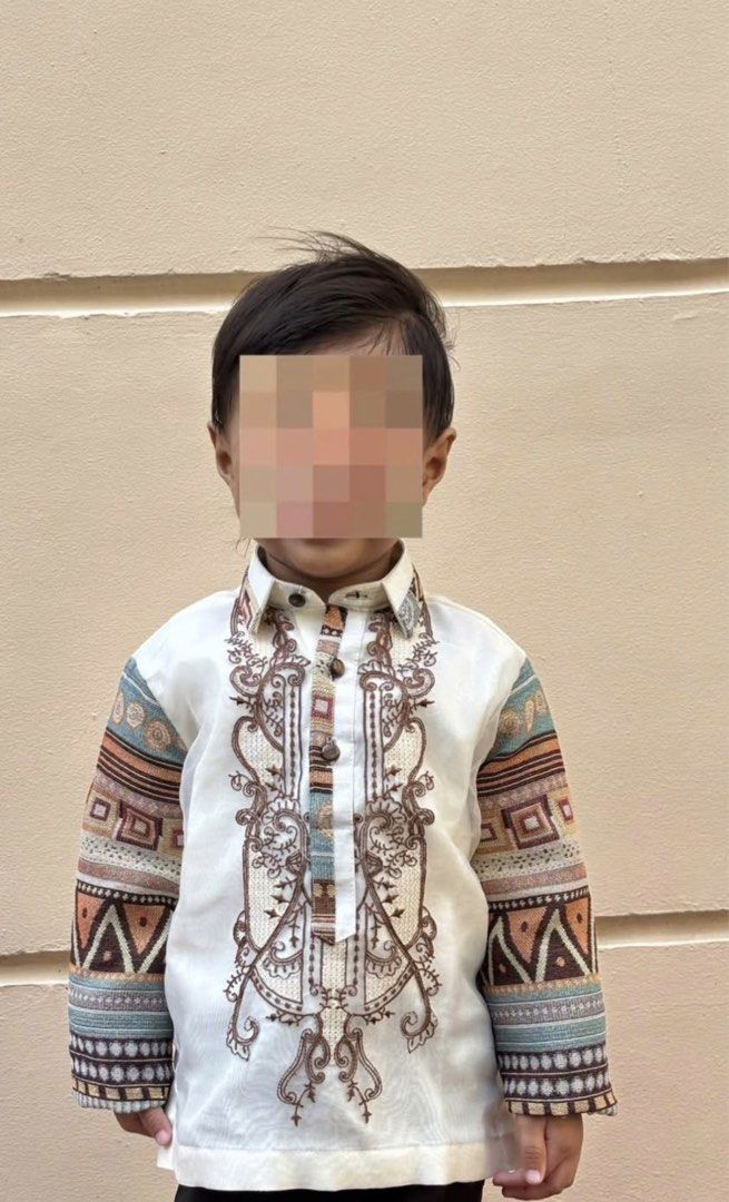 Toddler Barong 2-3y (Category: Babies & Kids Fashion) located in San Juan City. Submitted by reloved.ph3 (Listing ID 1470835587, Image 2). Description: .