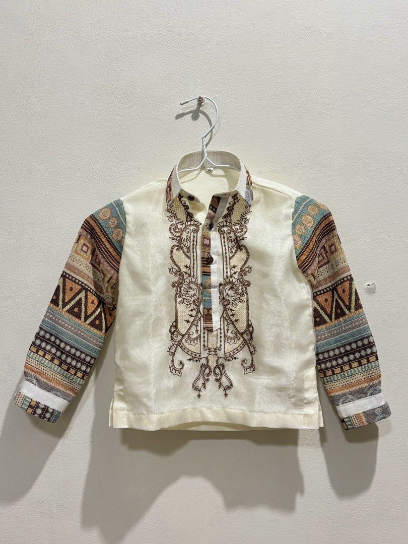Toddler Barong 2-3y (Category: Babies & Kids Fashion) located in San Juan City. Submitted by reloved.ph3 (Listing ID 1470835587, Image 1). Description: .
