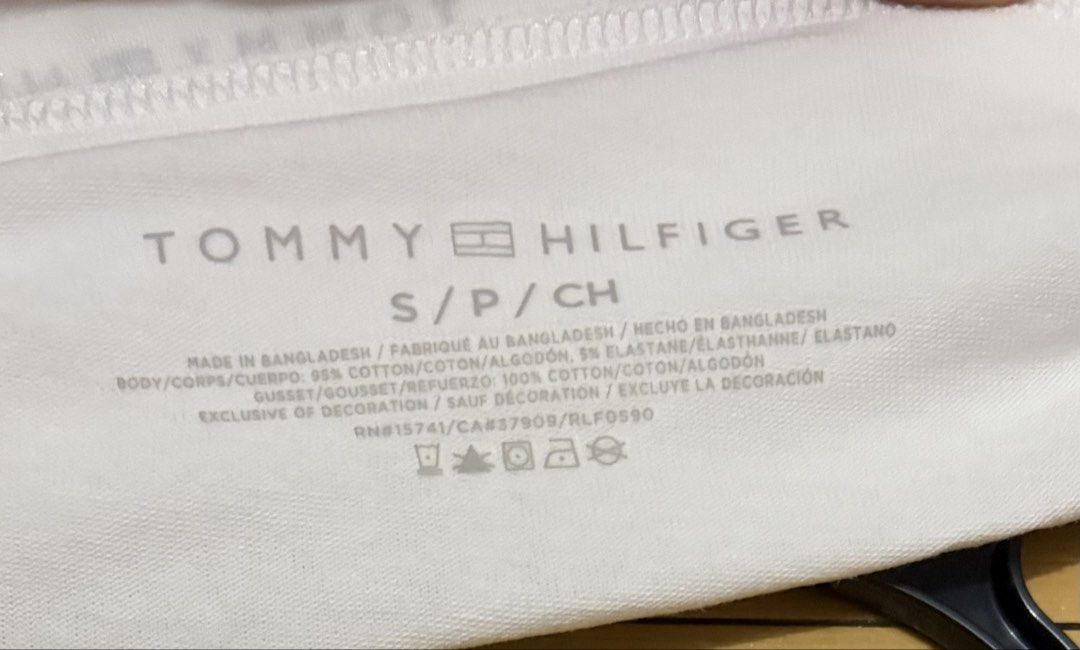 Tommy Hilfiger Cotton Leg Lace Brief Small - Medium (Category: Undergarments & Loungewear) located in Quezon City. Submitted by beckyshop2024 (Listing ID 1470914839, Image 3). Description: - Brand new - Original from US - Runs big, fits up to Semi-Large - Price is per piece - 2 pcs. available: White & Pink .