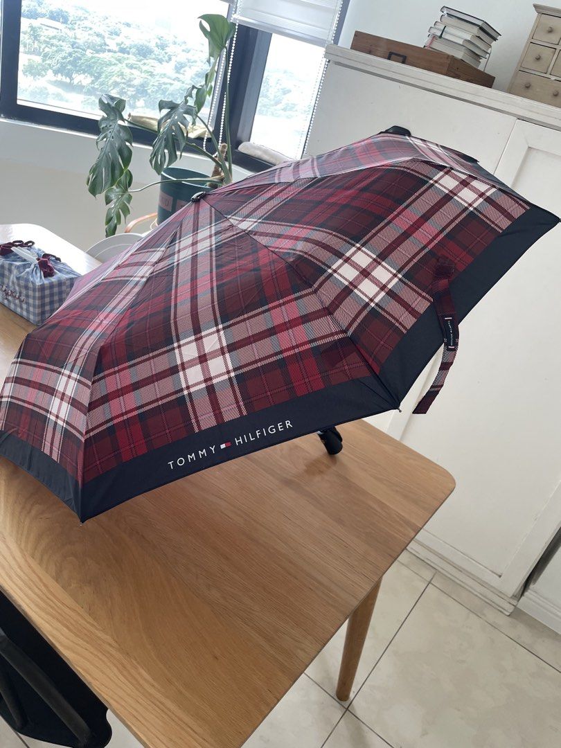 tommy hilfiger umbrella (Category: Luxury Accessories) located in Taguig. Submitted by leahmom (Listing ID 1470815820, Image 1). Description: .