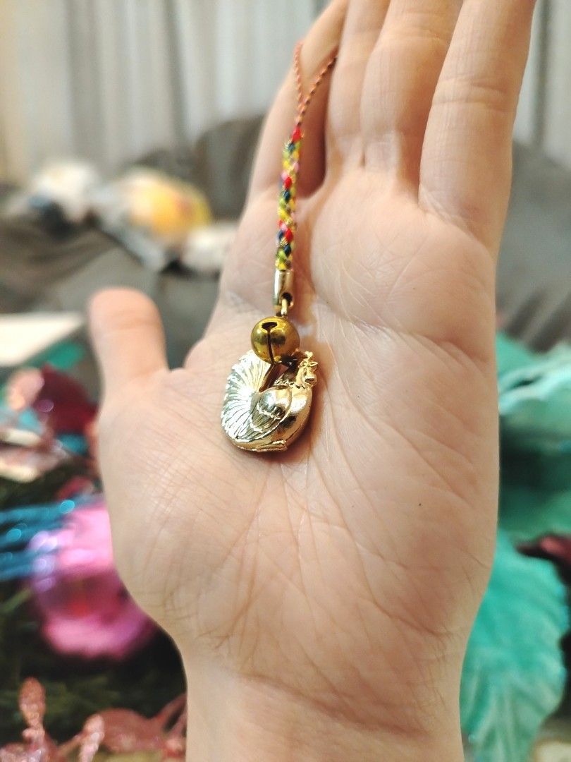 Tori Rooster Lucky Charm Keychain Strap (Category: Other Merchandise) located in San Fernando. Submitted by jpmarketplace2023 (Listing ID 1470839727, Image 2). Description: 💚 All items are authentic from Japan. 💛 MOP: GCash (❌️ GCash Protect) 🩵 MOD: LBC only (❌️ S. Checkout, COD, COP) 💙 Meet-up: Vista Mall, San Fernando, Pampanga 💜 All items are on-hand. 🧡 First to pay gets the item first. ❤️ Breakable items are packed with care and caution