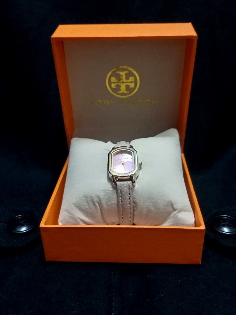 Tory Burch Leather Strap Watch (Category: Women's Watches) located in Aguinaldo. Submitted by ukayandthrift (Listing ID 1470799233, Image 2). Description: .