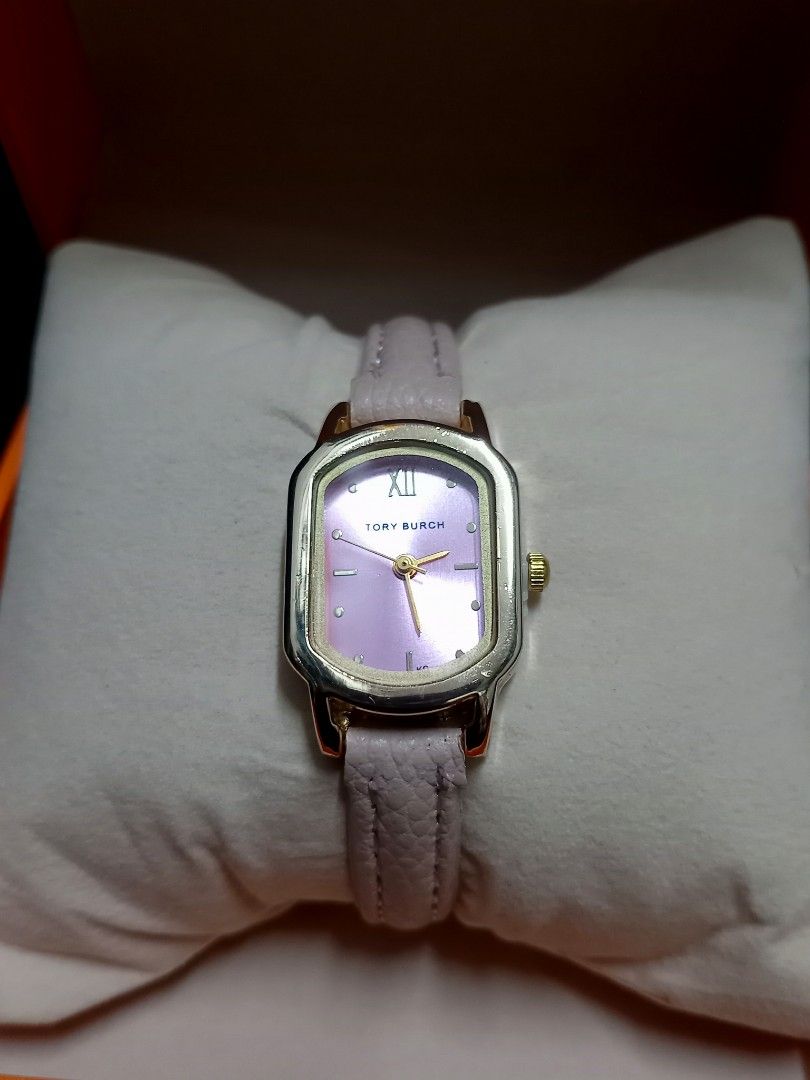 Tory Burch Leather Strap Watch (Category: Women's Watches) located in Aguinaldo. Submitted by ukayandthrift (Listing ID 1470799233, Image 3). Description: .