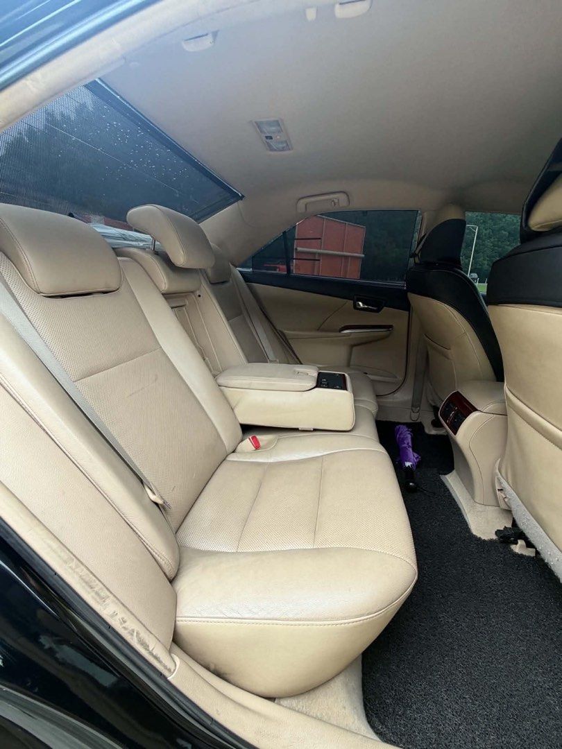 Toyota Camry 2.5 (A) (Category: Used Cars) located in Manila. Submitted by swiftseller1999 (Listing ID 1470848278, Image 3). Description: Steal price. No issues. #camry #toyota.