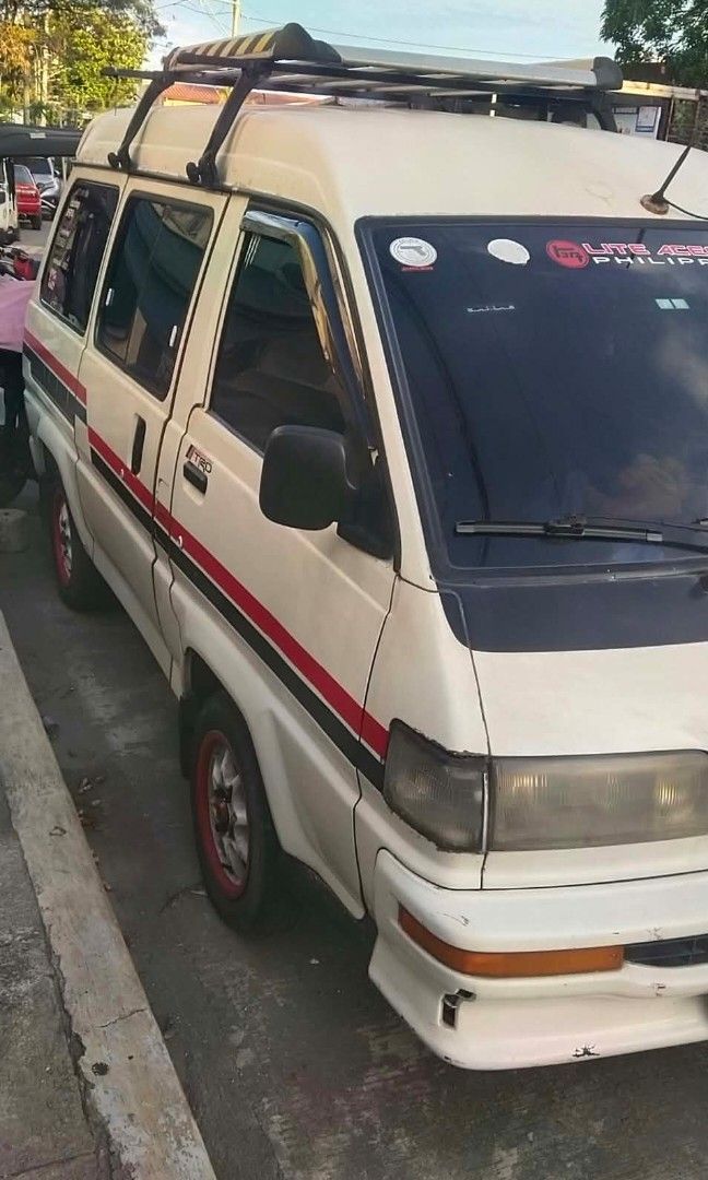 Toyota LiteAce (Category: Used Cars) located in San Pedro. Submitted by vdeemii (Listing ID 1470793493, Image 3). Description: Odo is not working. negotiable 85k please pm.
