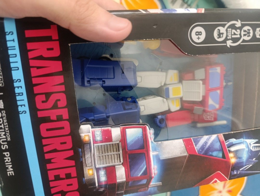 Transformers Optimus Prime Thundercracker Ratchet Figures set (Category: Action & Battle Toys) located in Manila. Submitted by vitopasco (Listing ID 1470795556, Image 2). Description: TAKE ALL includes deluxe Devastation Optimus Prime, core class ratchet and thundercracker with freebie blokees all figures good condition, back in box, Optimus prime box damaged, (broken screen) but figure still intact in good condition open for trades with other tr