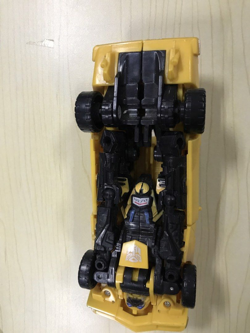 Transformers Toys (Category: Action & Battle Toys) located in San Mateo. Submitted by quikzee (Listing ID 1470763565, Image 3). Description: ₱300 Transformers Toys Issue .