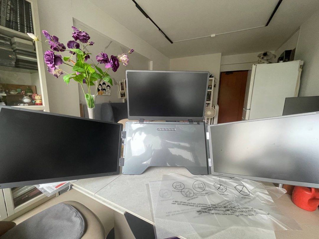 Triple Screen Portable Laptop Monitor Extender, Computers & Tech, Parts ...