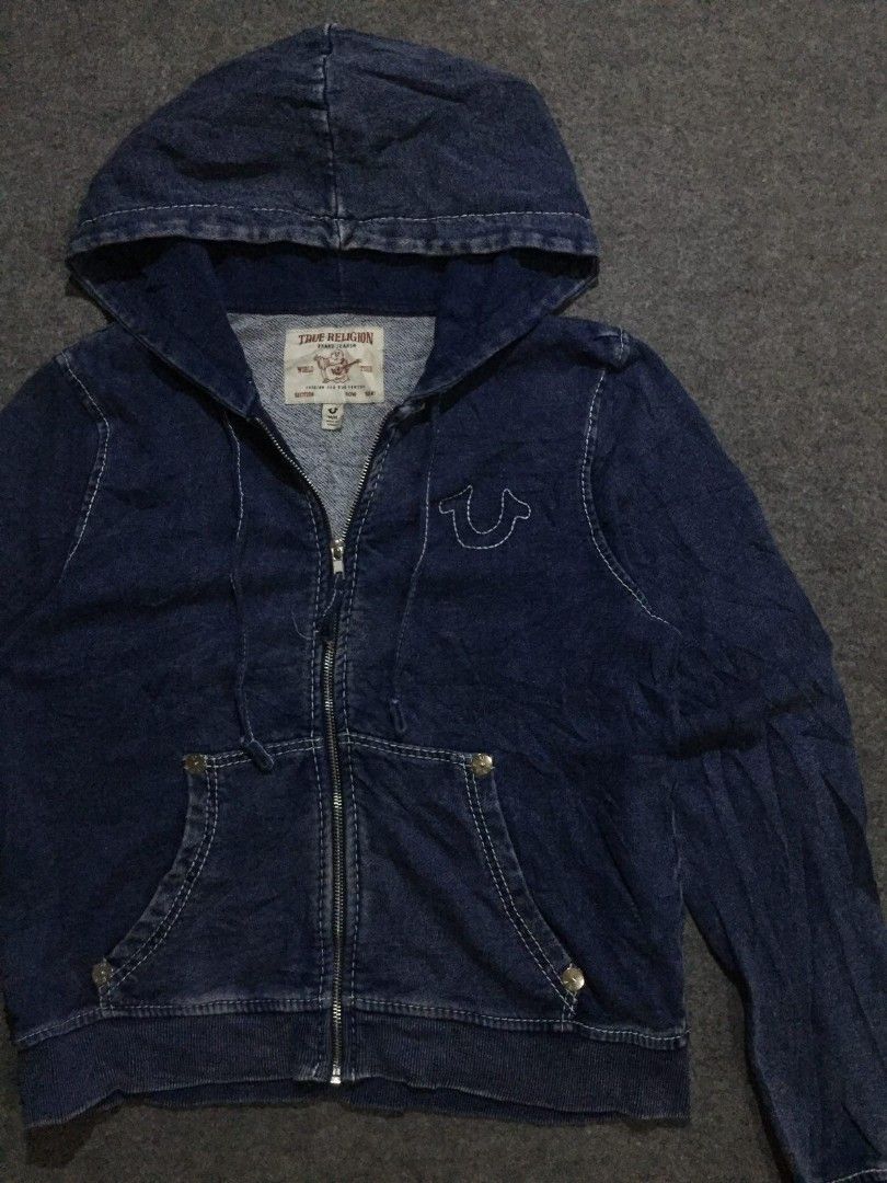 TRUE RELIGION DENIM JACKET (AUTHENTIC) (Category: Coats, Jackets and Outerwear) located in General Santos City (Dadiangas). Submitted by thrift_n_south (Listing ID 1470856433, Image 2). Description: Excellent Condition 9.5/10 Color Rate Dimes: 19x22.5( Size M on tags) Flawless | Needs Wash.