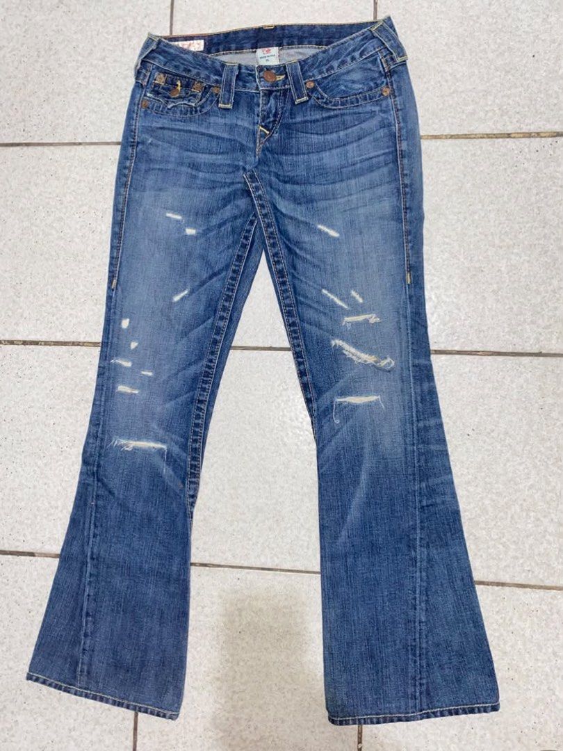 True Religion Flared Jeans (Category: Jeans) located in Manila. Submitted by blukittymarine (Listing ID 1470875683, Image 1). Description: .