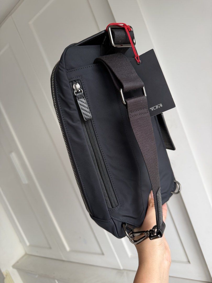 Tumi Ridgeview Sling (Category: Luxury Bags & Wallets) located in Quezon City. Submitted by shopping.eco (Listing ID 1470756517, Image 3). Description: Brand new with tags Authentic Bought in the US Srp $350 + tax Can be gifted. Have a small paperbag. Medyo lagpas nga lang or a large one na sobrang laki naman for it. Rfs: bought 2 different ones for husband and he chose the other one so selling this with no mark up and didnt add the shipping fee 