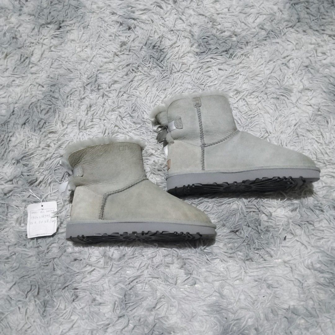 UGG Mini Bailey (Category: Boots) located in Dasmarinas. Submitted by oneofakind_98 (Listing ID 1470900054, Image 1). Description: UGG SUEDE - MINI BAILEY - SOFT FUR INSIDE - AUTHENTIC US 7 EU 38 1500 SHIPPED.
