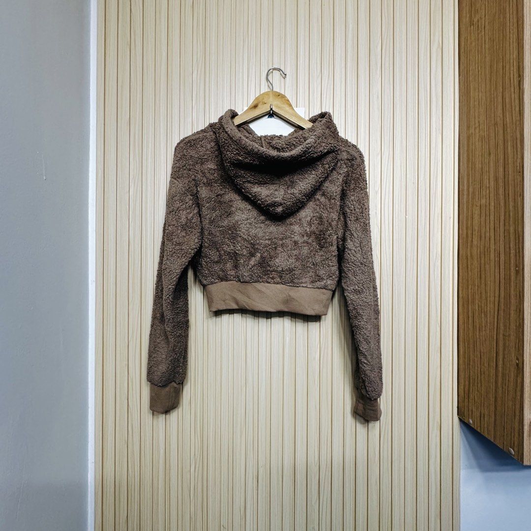 UNBRANDED BROWN 20x16 (Category: Coats, Jackets and Outerwear) located in Dasmarinas. Submitted by yg_supplies (Listing ID 1470903974, Image 2). Description: .