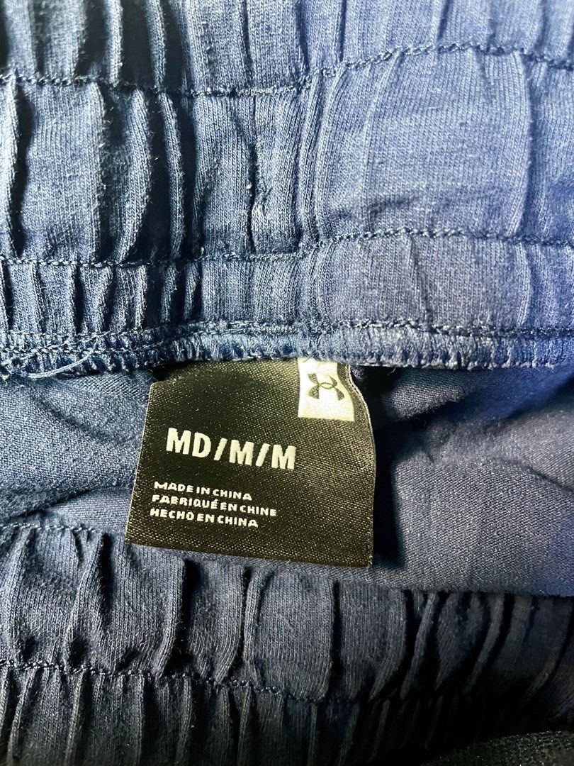 Under Amour (Category: Shorts) located in Davao. Submitted by the_rare_hustla (Listing ID 1470854348, Image 3). Description: UNDER ARMOUR Issue Cut Washtag Need Wash Only Color rate 9/10 Width - 28-34 Length - 19 Size M on tag Dm If Interested!.
