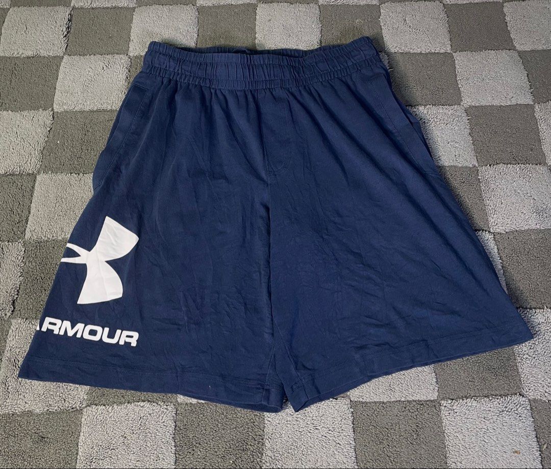 Under Amour (Category: Shorts) located in Davao. Submitted by the_rare_hustla (Listing ID 1470854348, Image 2). Description: UNDER ARMOUR Issue Cut Washtag Need Wash Only Color rate 9/10 Width - 28-34 Length - 19 Size M on tag Dm If Interested!.