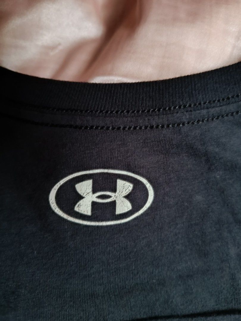 Under Armour Black Tee (Category: Shirts) located in Naga. Submitted by juniscloset.ph (Listing ID 1470846512, Image 3). Description: .