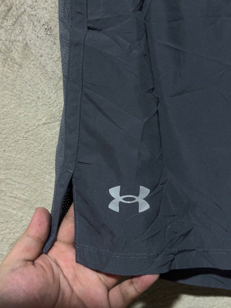 Under Armour Launch Shorts (Category: Activewear) located in Ozamiz City. Submitted by quick_done_deals (Listing ID 1470767992, Image 2). Description: 🛒 ** Under Armour Launch Shorts ** 💯 Excellent Condition 📐 Dimes: Length: 17 Waist: 32-34 🔍 Issue: None 🎨 Color Rate: 9.5 / 10.