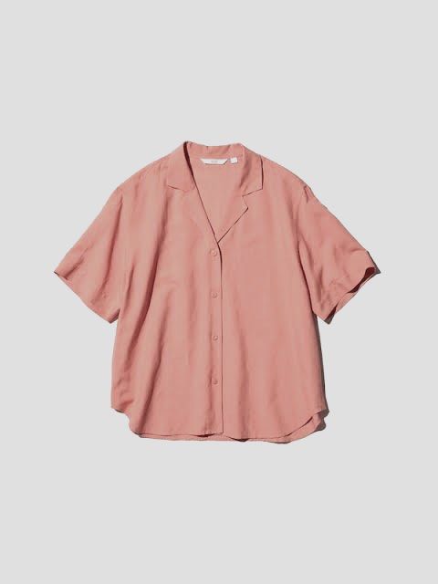 UNIQLO Linen blend Button down top (Category: Blouses) located in Quezon City. Submitted by uniqcollections (Listing ID 1470861427, Image 1). Description: Like new Rust color Small on tag but best fits large bodyframe Last price posted Mop- gcash Delivery- grab/lalamove/j&t .